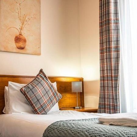The Atherstone Red Lion Hotel Bagian luar foto