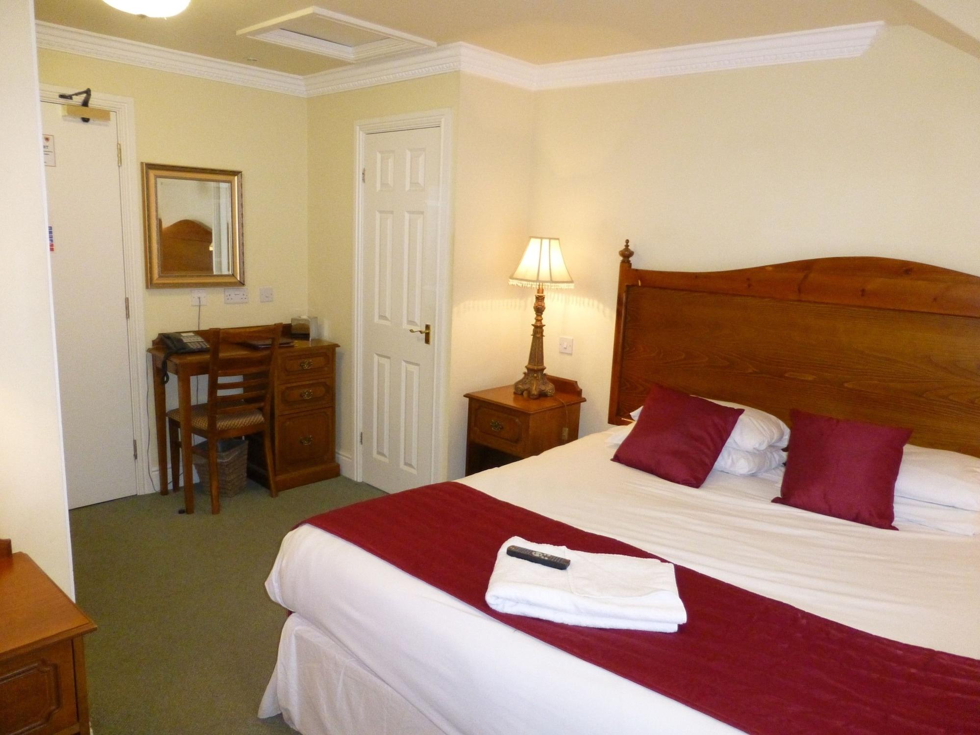 The Atherstone Red Lion Hotel Bagian luar foto