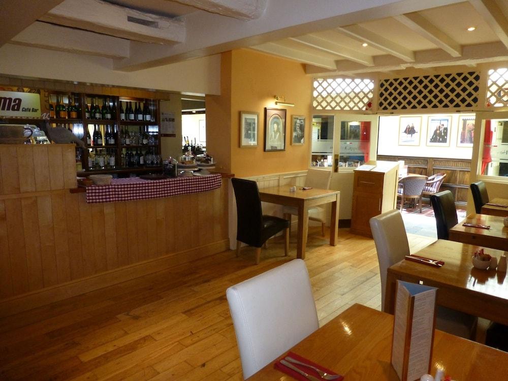 The Atherstone Red Lion Hotel Bagian luar foto