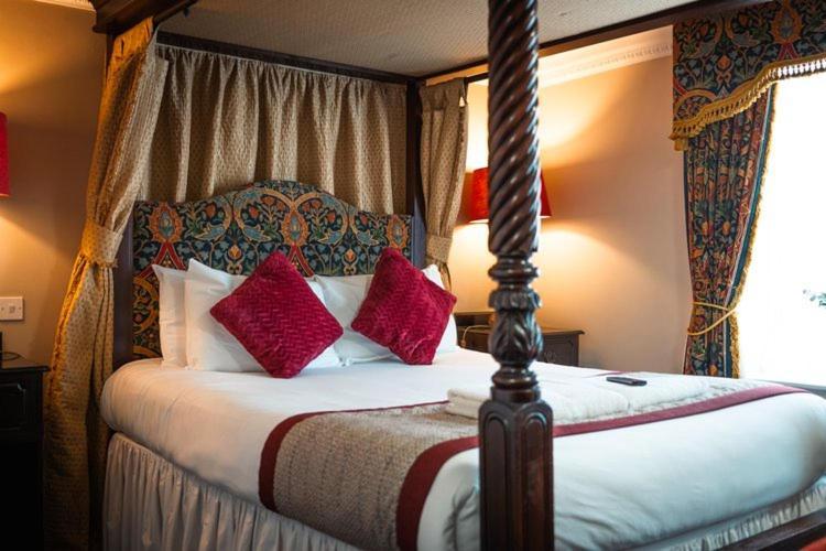 The Atherstone Red Lion Hotel Bagian luar foto