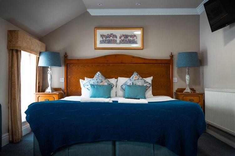 The Atherstone Red Lion Hotel Bagian luar foto