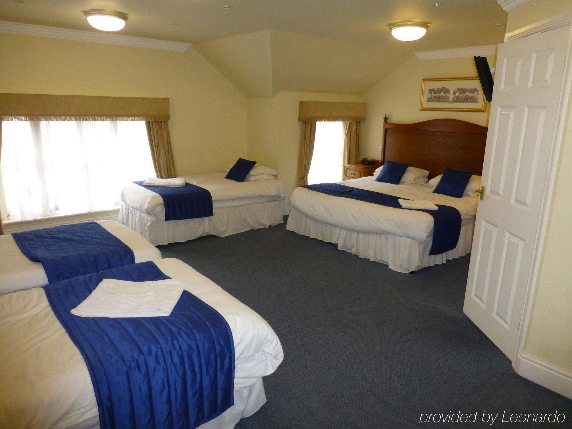 The Atherstone Red Lion Hotel Bagian luar foto