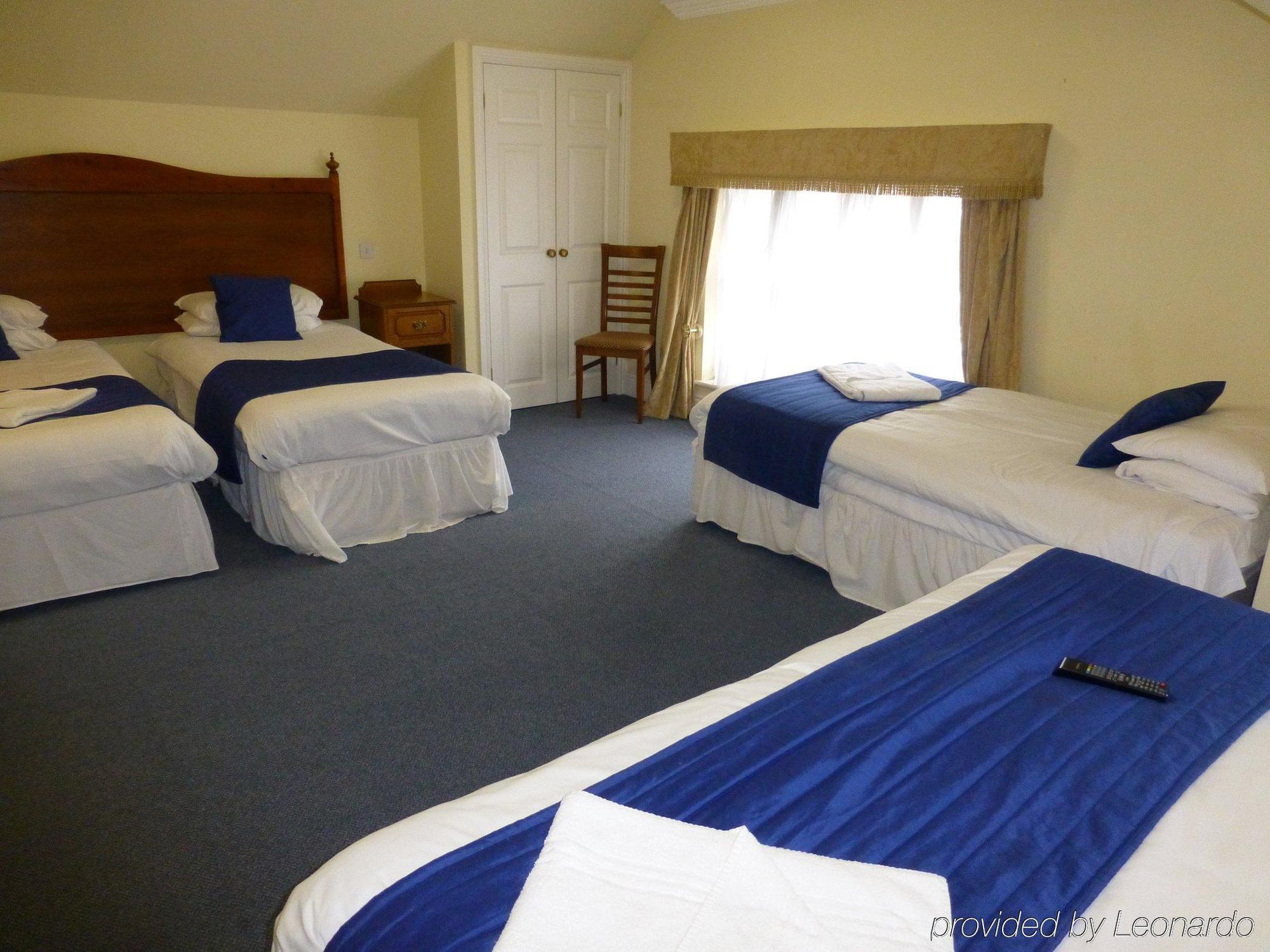 The Atherstone Red Lion Hotel Bagian luar foto