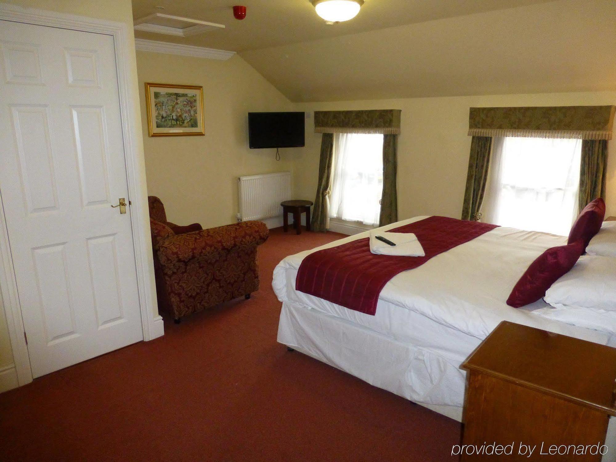 The Atherstone Red Lion Hotel Bagian luar foto
